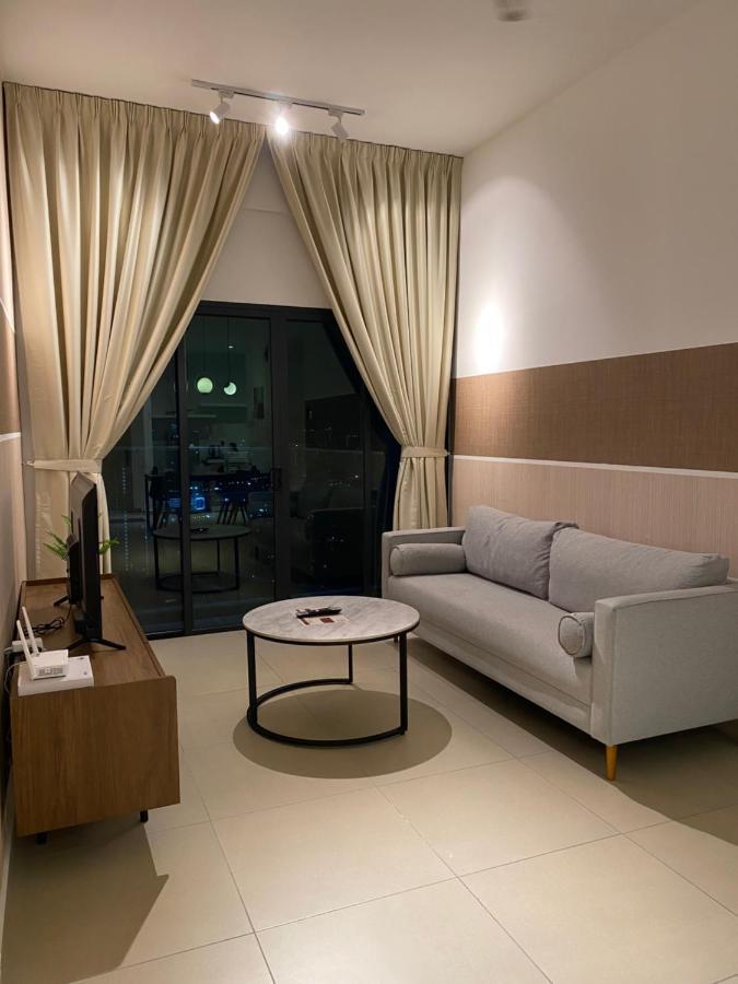 Reizz Residence By Leo Suites 쿠알라룸푸르 외부 사진